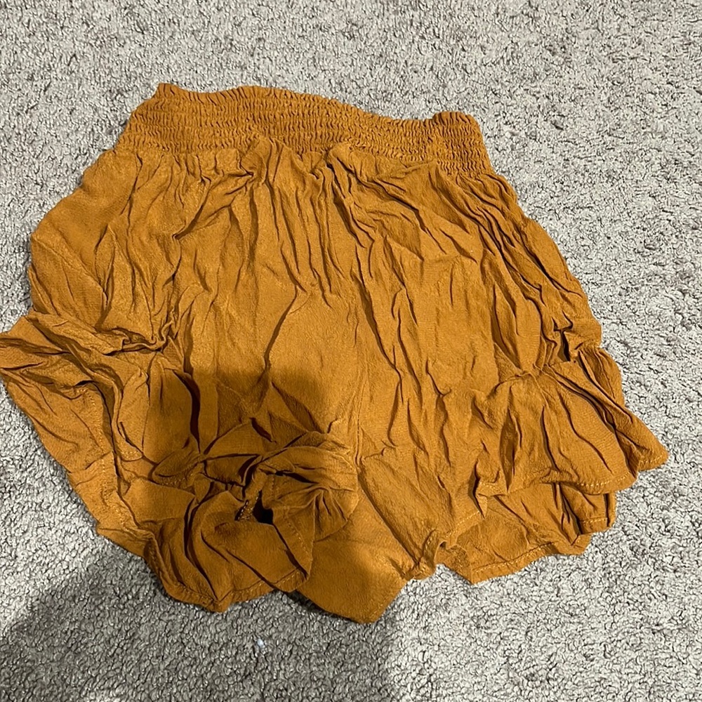 orange shorts